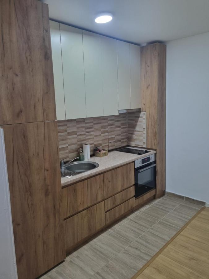 Golden Sun Skopje Apartment Exterior photo
